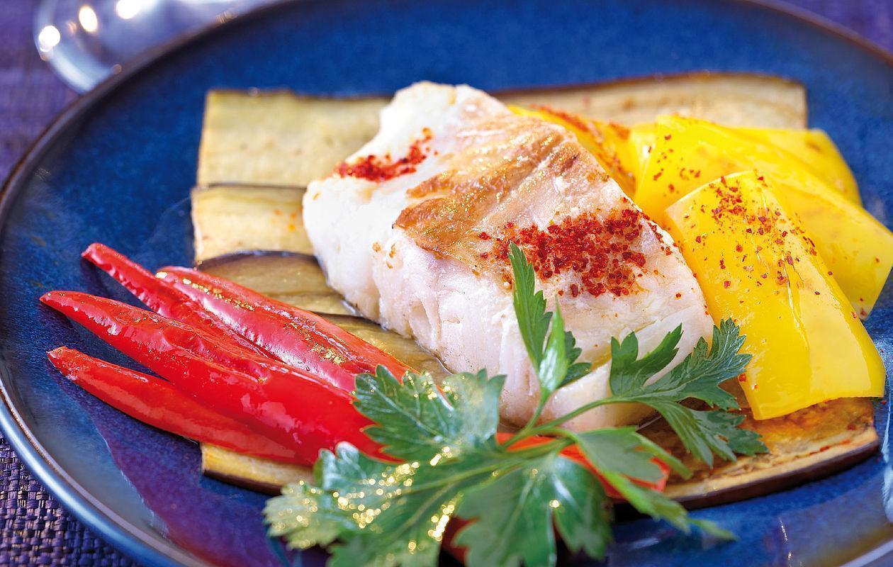 Rücken vom Alaska Kabeljau mit Chili und Gemüse | Youkon Wilder Lachs